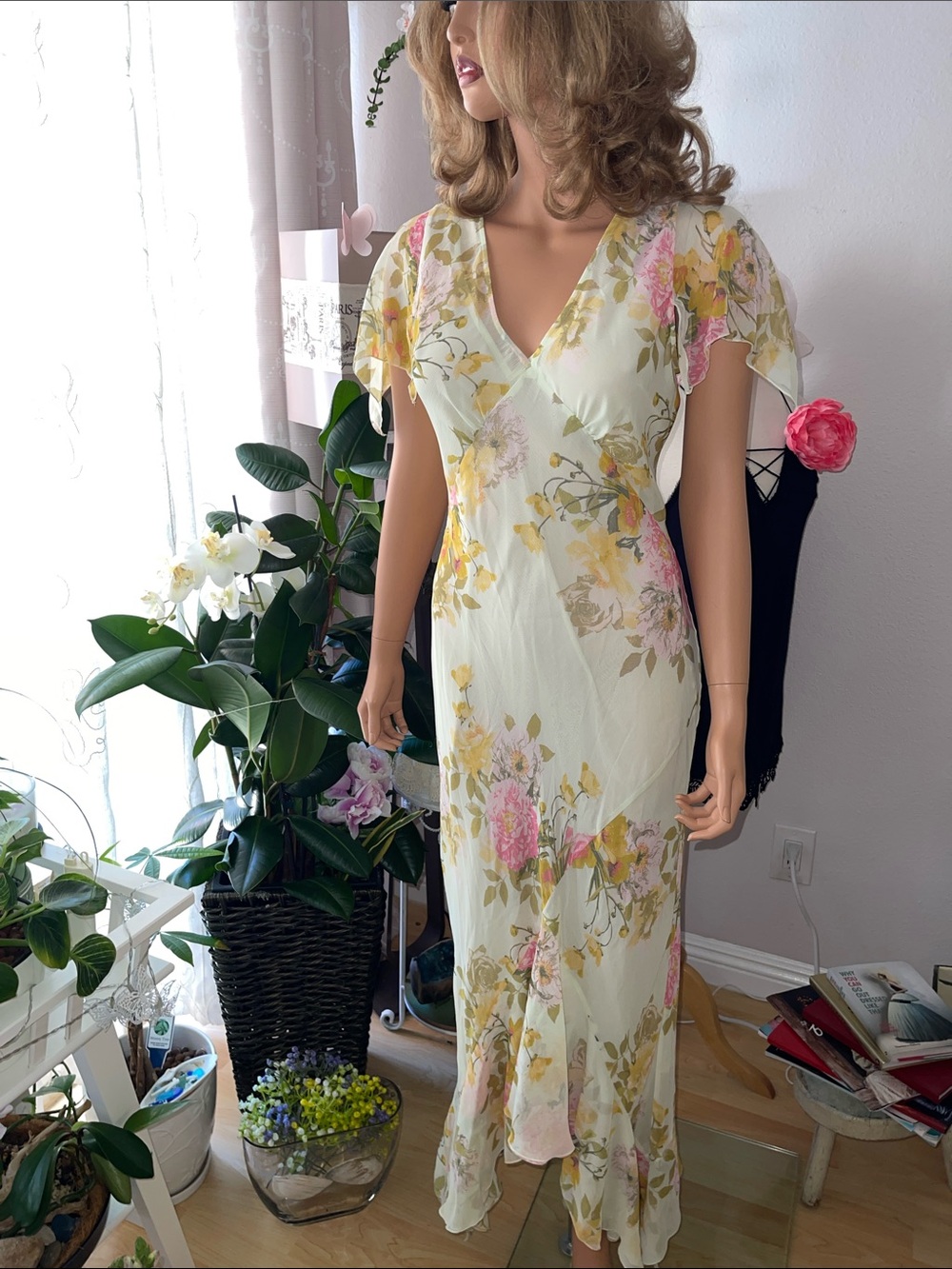 Abercrombie & Fitch Pale Green Floral Maxi Dress NWOT